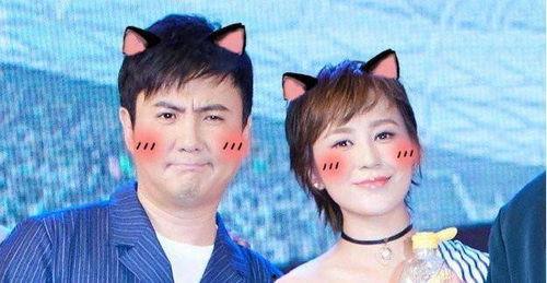 娱乐圈明星吃瓜剧情,明星吃瓜大揭秘,幕后真相令人咋舌