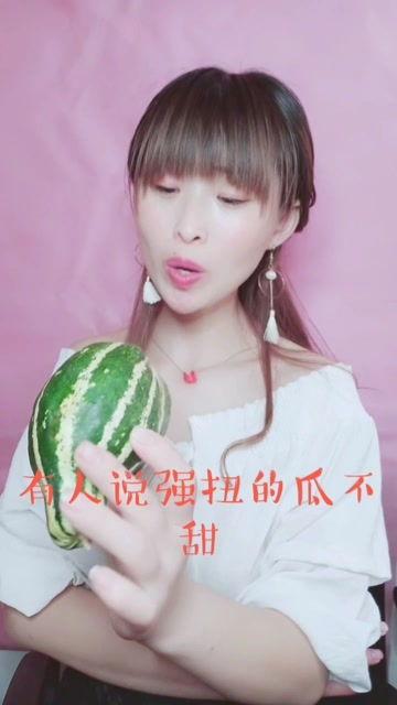 娱乐吃瓜酱情绪,揭秘娱乐圈那些不为人知的喜怒哀乐