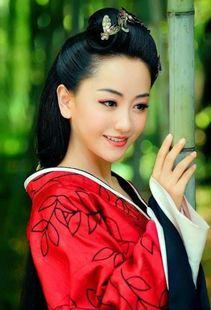 娱乐圈吃瓜帖子 杨蓉,娱乐圈的“瓜中瓜”,揭秘她的那些不为人知的故事