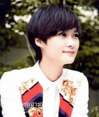 娱乐吃瓜李宇春视频,娱乐界新瓜来袭!